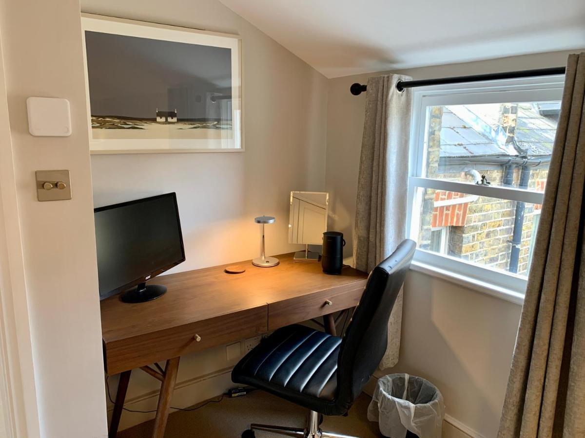 Lovely Newly Refurbished Apartment In Battersea Londra Dış mekan fotoğraf